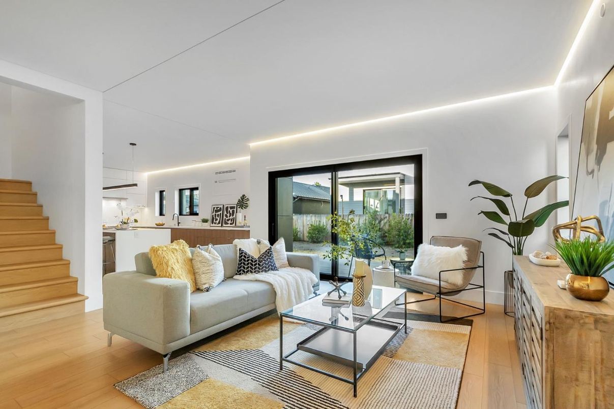 Interior, Living room, Pendant Lights, Wood Texture Flooring