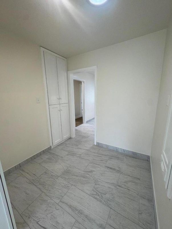 Empty room, Interior, Marble