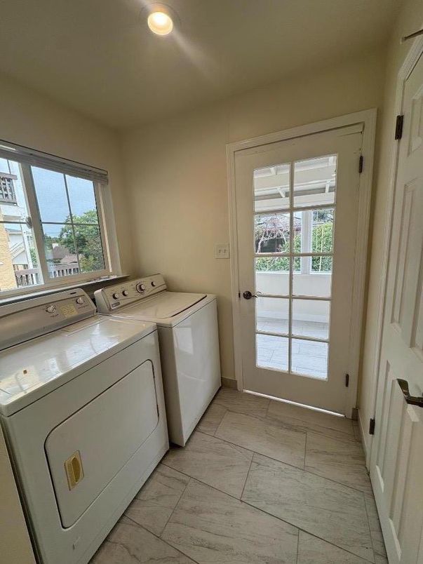 Interior, Recessed Lighting, Washer