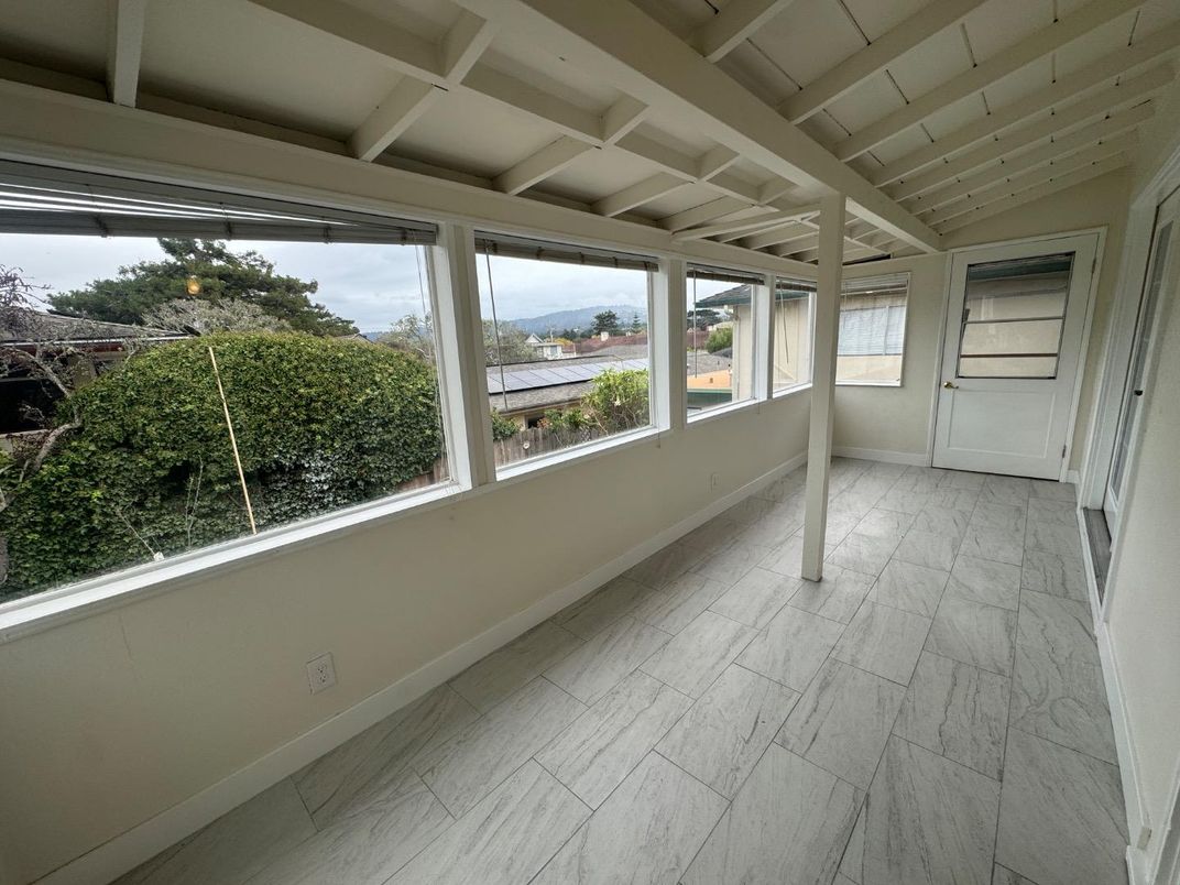 Empty room, Interior, Marble, Water
