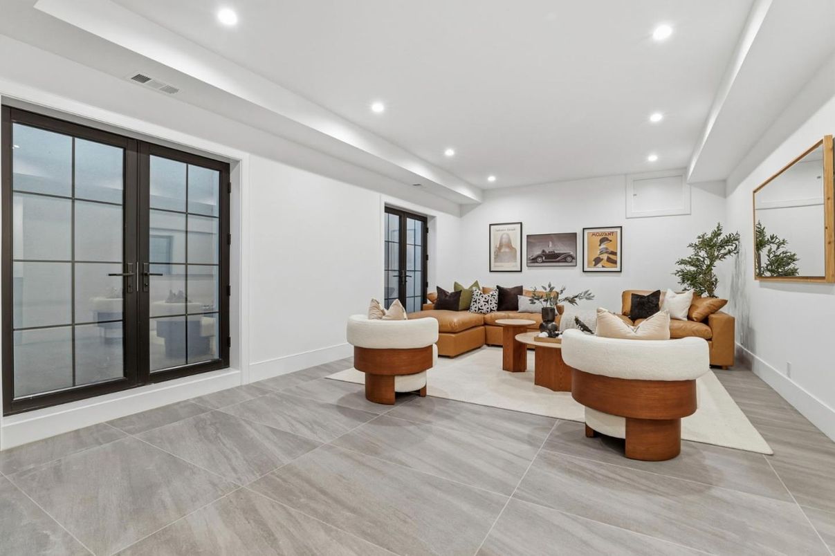 Interior, Living room, Recessed Lighting