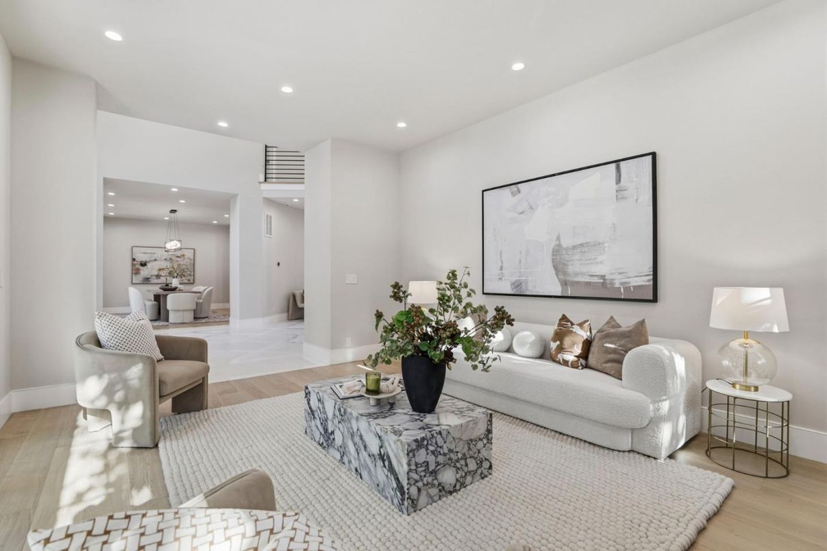Dining room, Interior, Living room, Pendant Lights, Recessed Lighting, Wood Texture Flooring