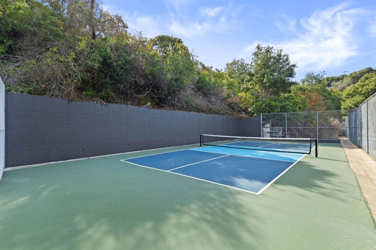 Exterior, Tennis Courts