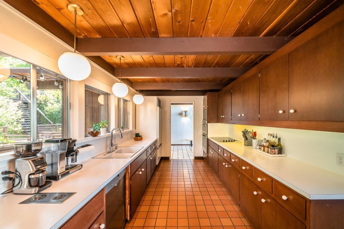Interior, Kitchen, Pendant Lights, Wooden Beams, Wooden Ceilings