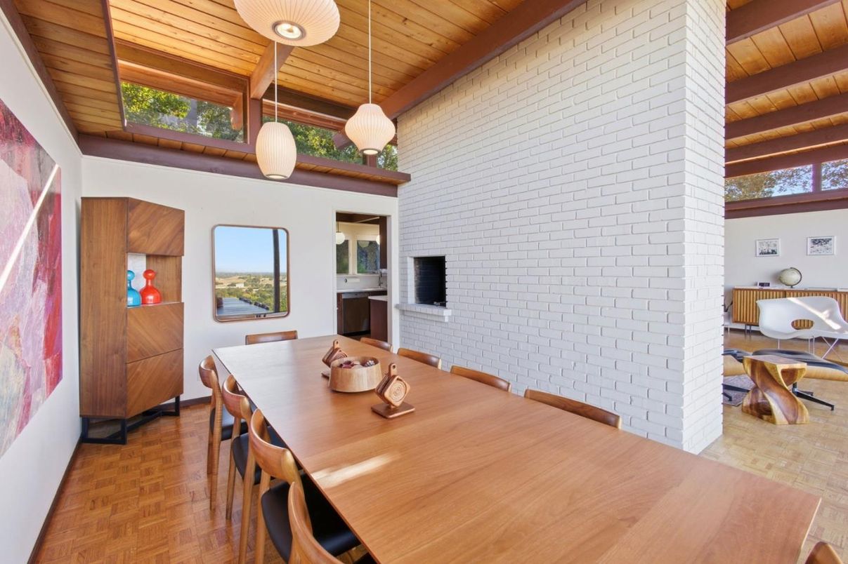 Dining room, Interior, Pendant Lights, Stone Walls, Wooden Beams, Wooden Ceilings, Wood Texture Flooring