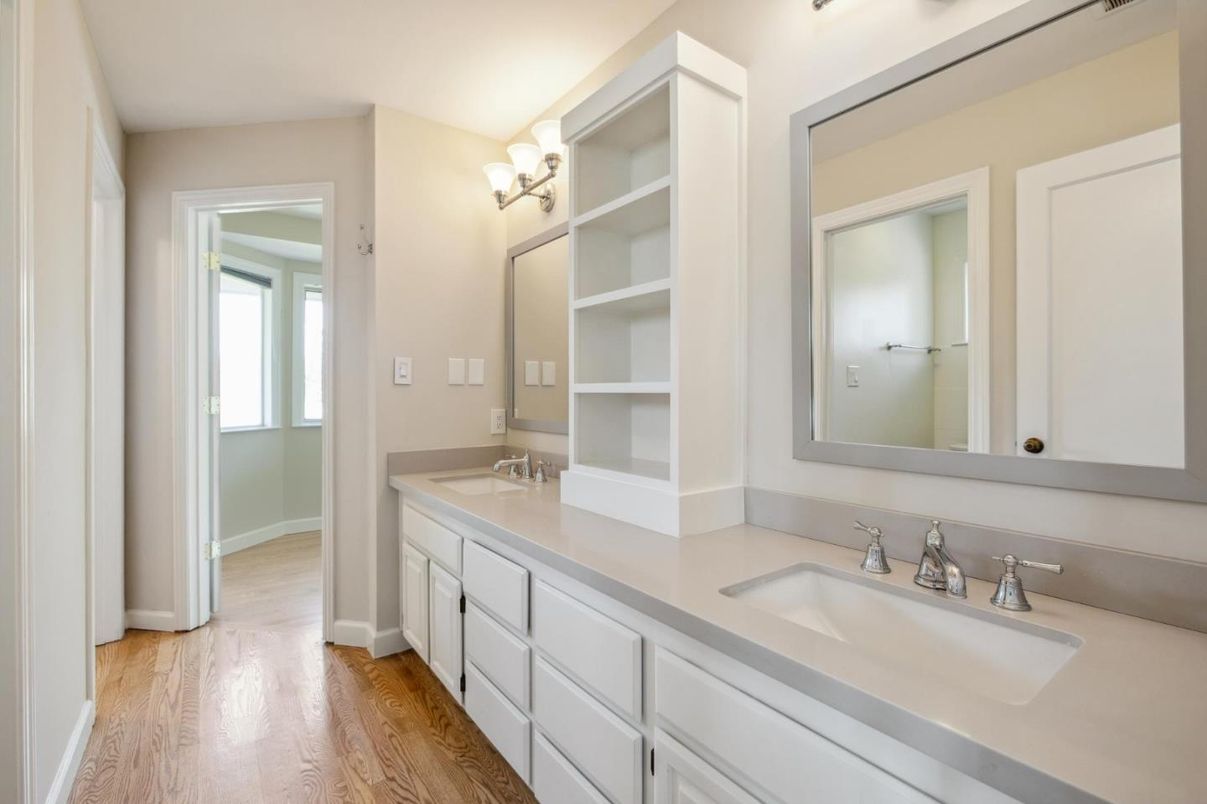 Bathroom, Dual Sink Vanities, Interior, Wood Texture Flooring