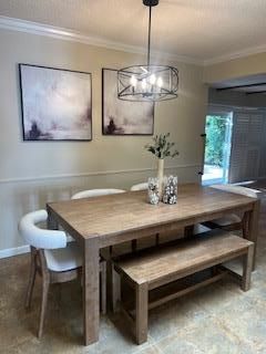 Chandelier, Dining room, Interior, Pendant Lights