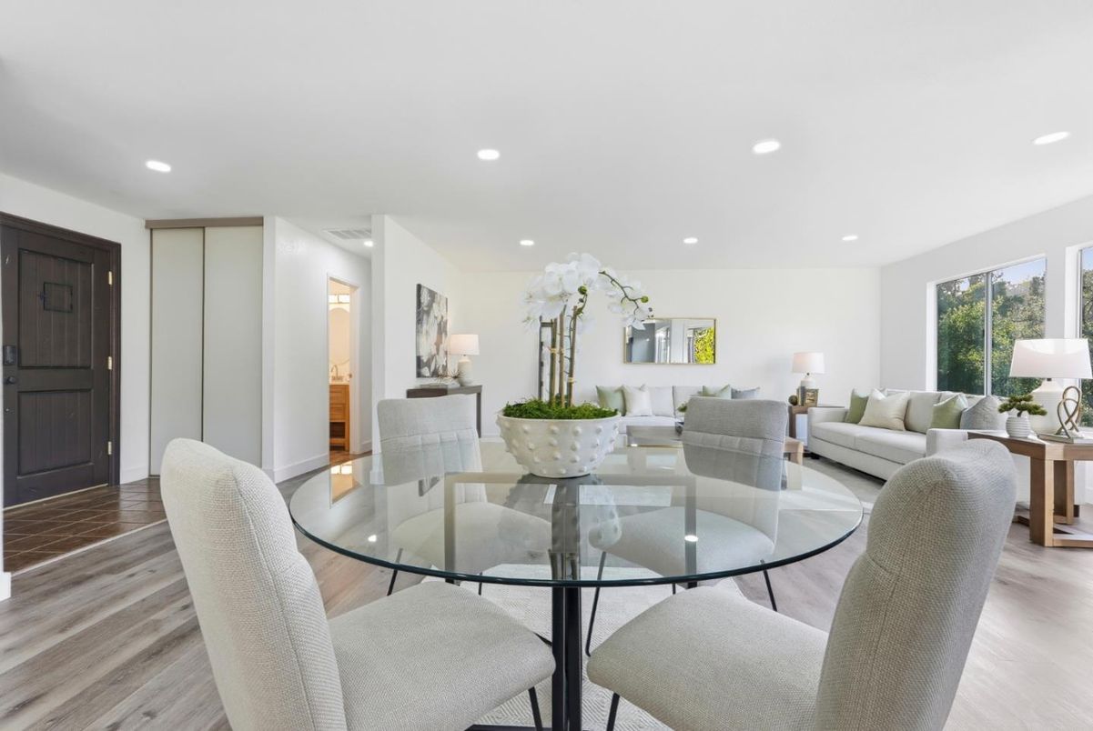 Dining room, Interior, Living room, Recessed Lighting, Wood Texture Flooring