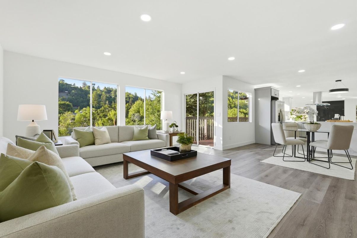 Dining room, Interior, Kitchen, Living room, Pendant Lights, Recessed Lighting, Wood Texture Flooring