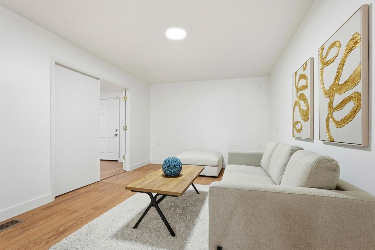 Interior, Living room, Recessed Lighting, Wood Texture Flooring