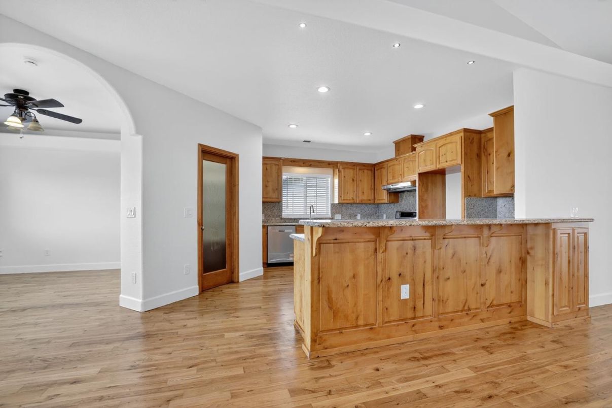 Interior, Kitchen, Recessed Lighting, Wood Texture Flooring