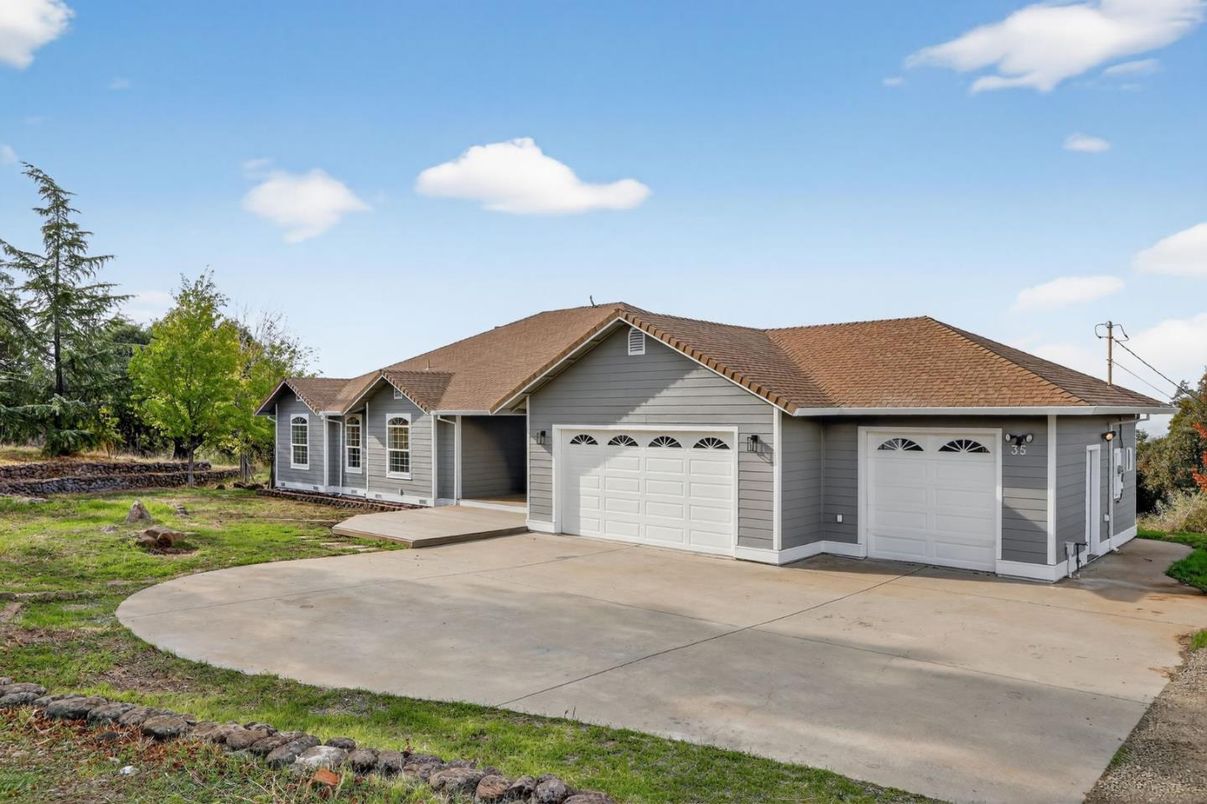 Attached, Backyard, Exterior, Facade, Ranch