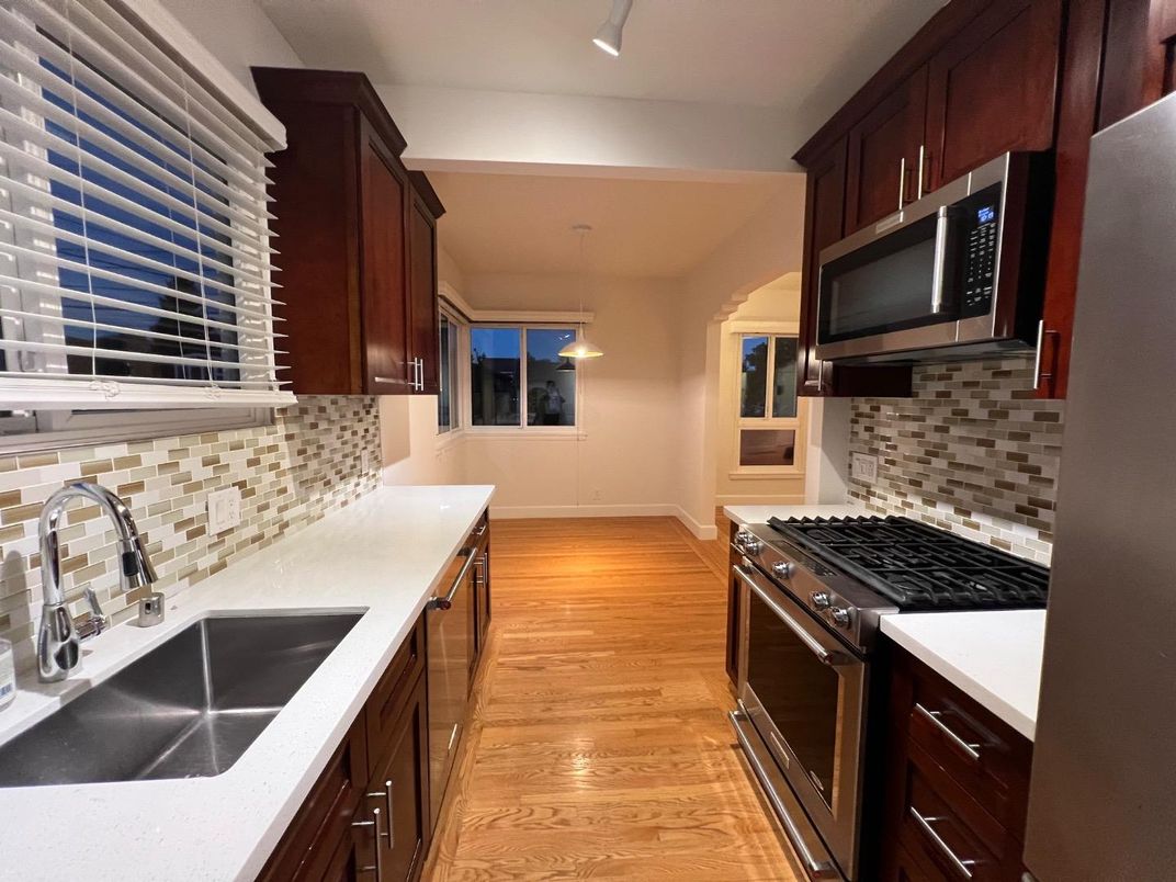 Interior, Kitchen, Pendant Lights, Wood Texture Flooring