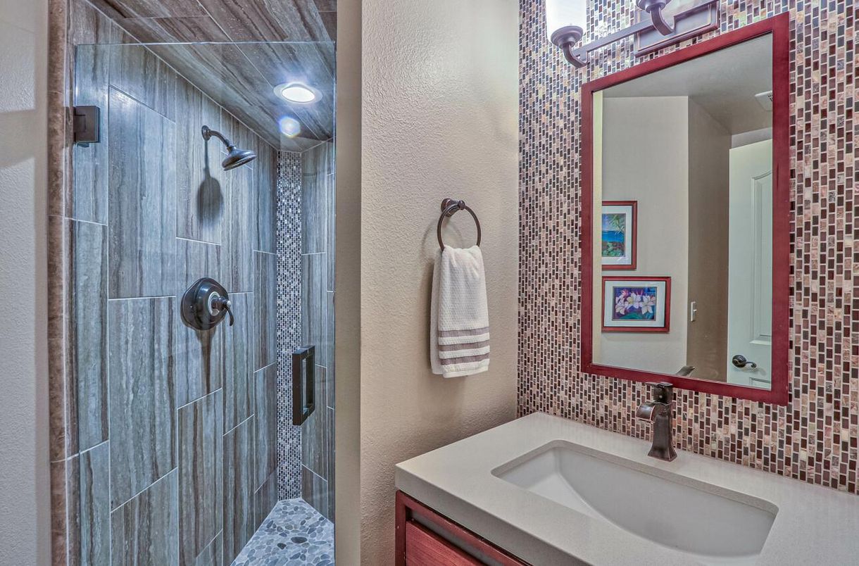 Bathroom, Interior, Recessed Lighting