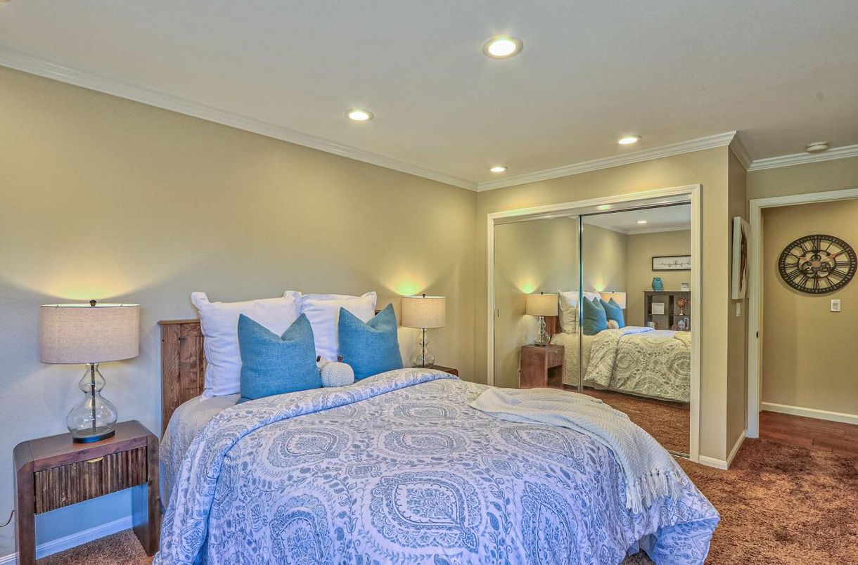 Bedroom, Interior, Recessed Lighting