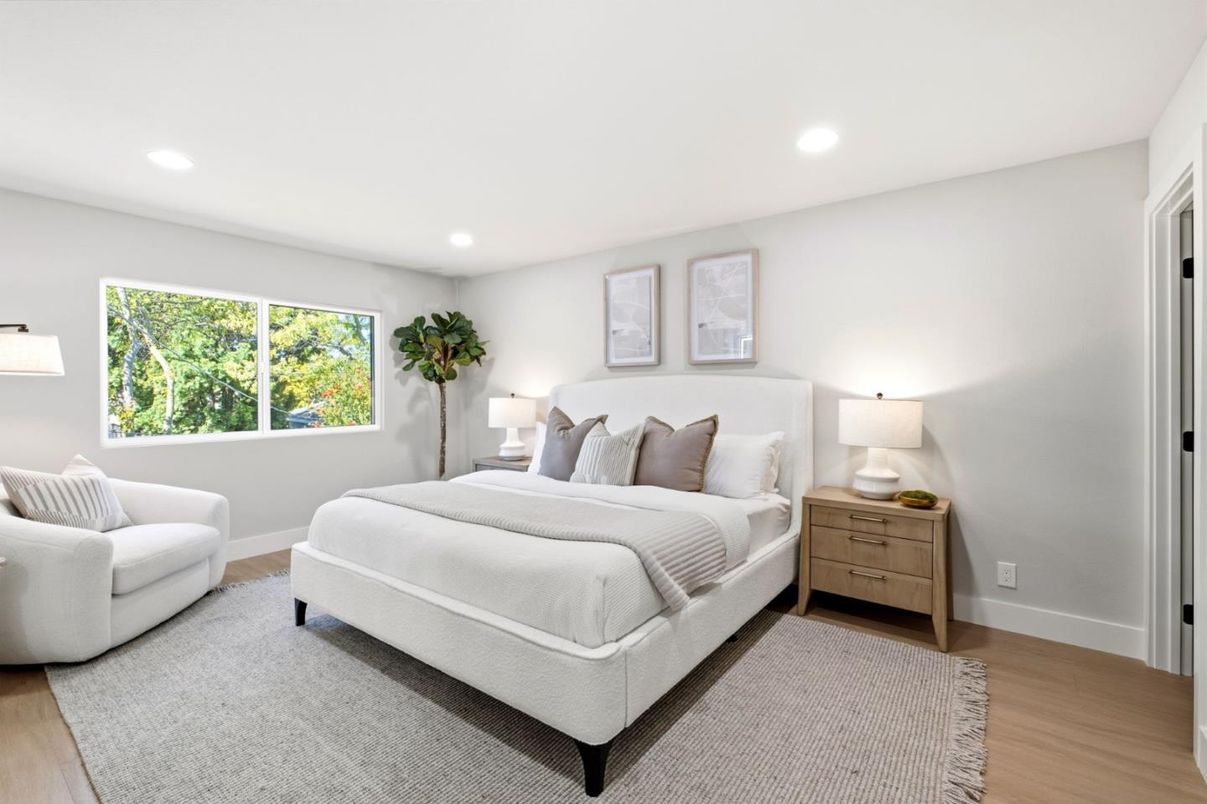 Bedroom, Interior, Recessed Lighting, Wood Texture Flooring