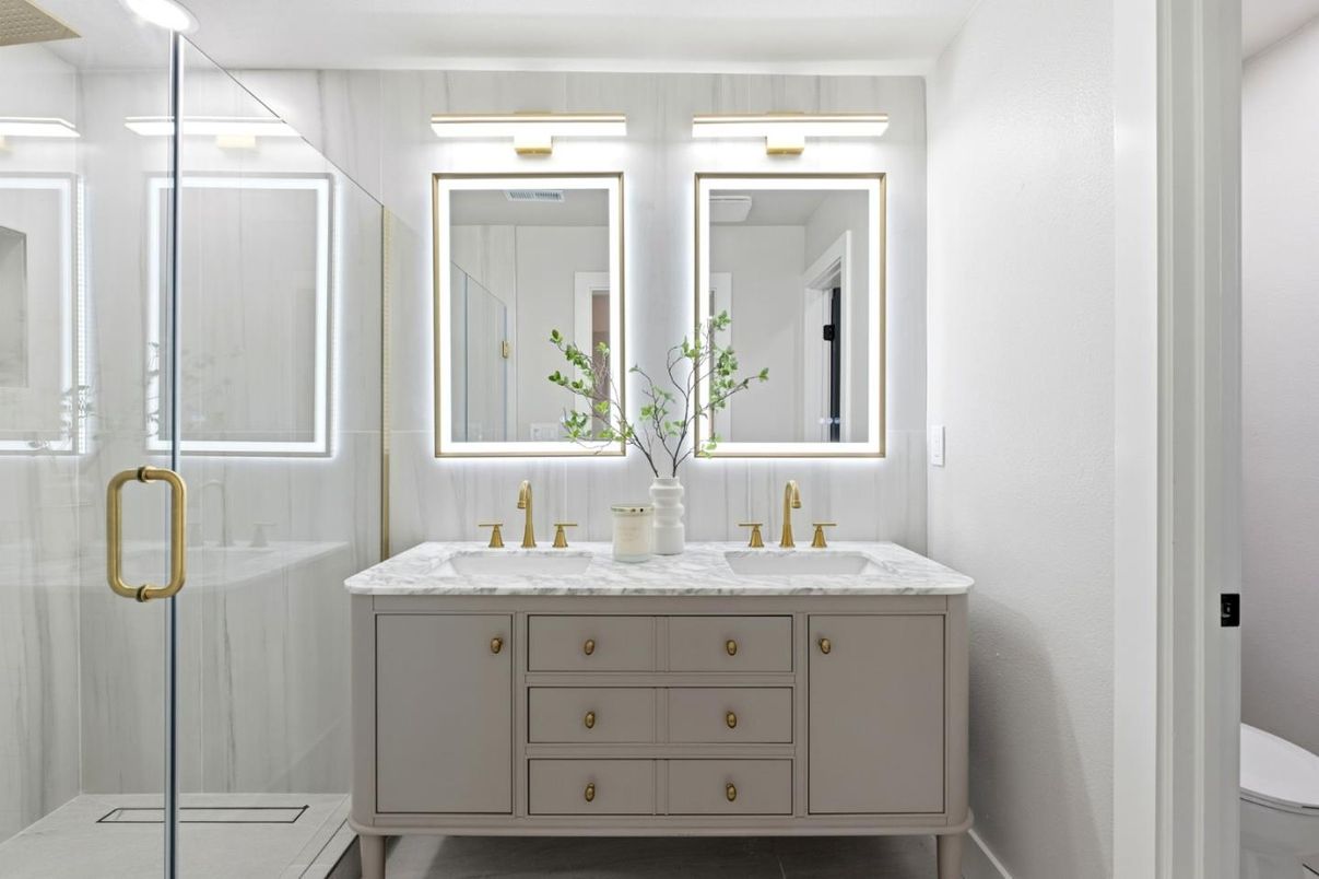 Bathroom, Dual Sink Vanities, Glass Shower, Interior