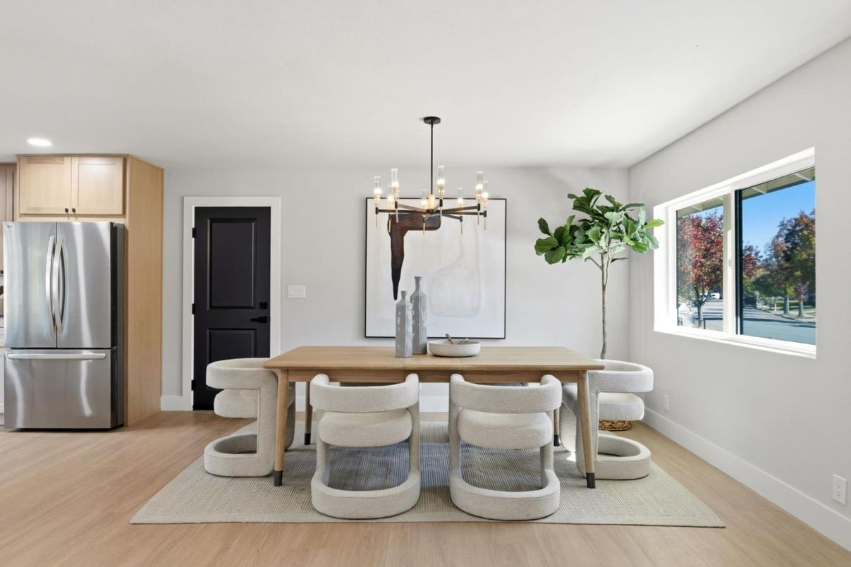 Dining room, Interior, Kitchen, Pendant Lights, Recessed Lighting, Stainless Steel Appliances, Wood Texture Flooring