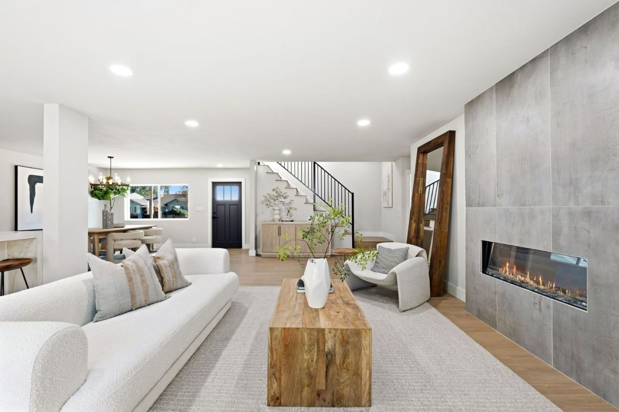 Chandelier, Dining room, Fireplace, Interior, Living room, Recessed Lighting, Wood Texture Flooring