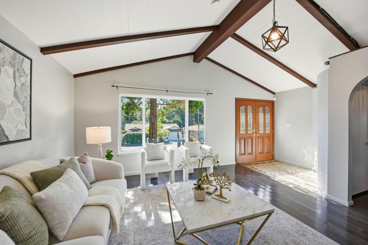 Dining room, Interior, Living room, Pendant Lights, Wooden Beams, Wood Texture Flooring