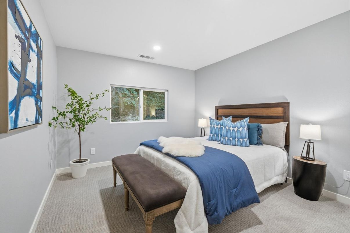 Bedroom, Interior, Recessed Lighting