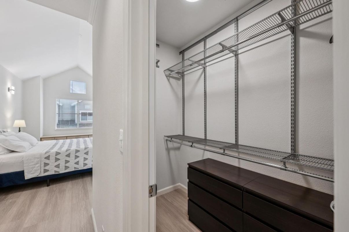 Bedroom, Interior, Walk-in Closets, Wood Texture Flooring