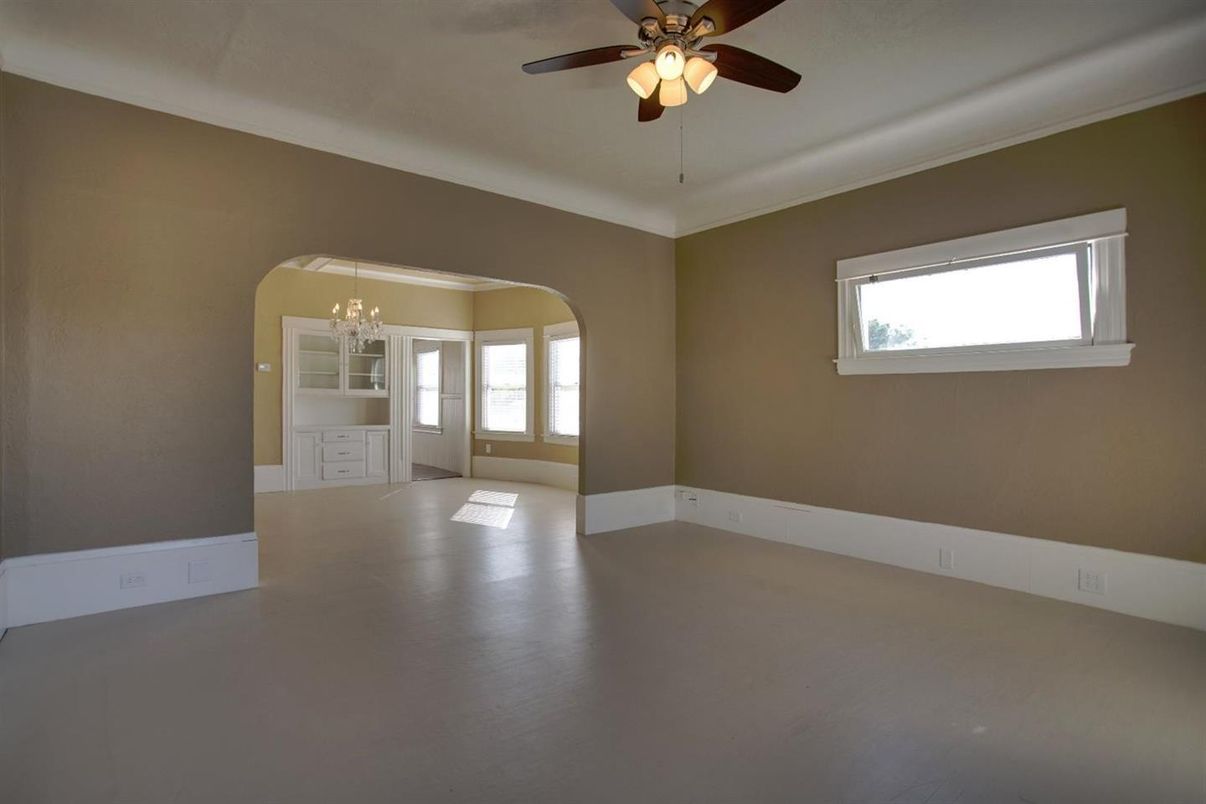 Chandelier, Empty room, Interior