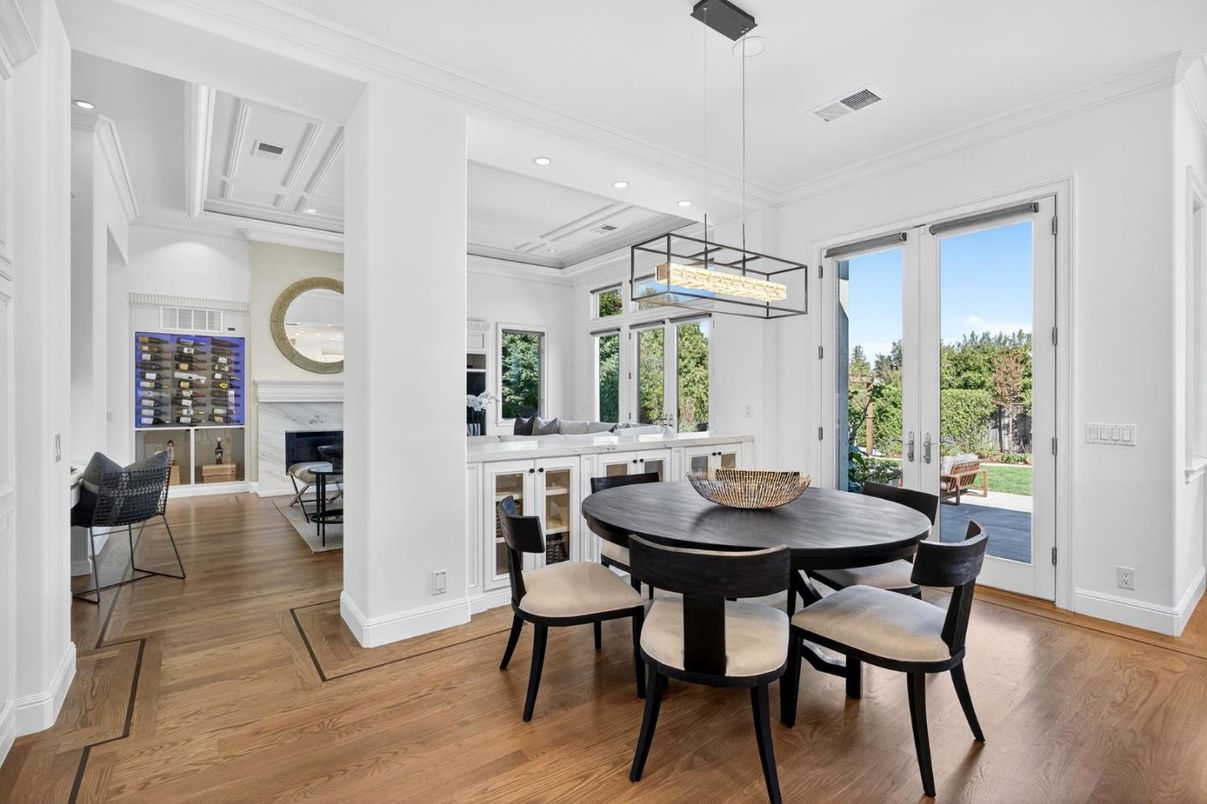 Dining room, Interior, Pendant Lights, Recessed Lighting, Wood Texture Flooring