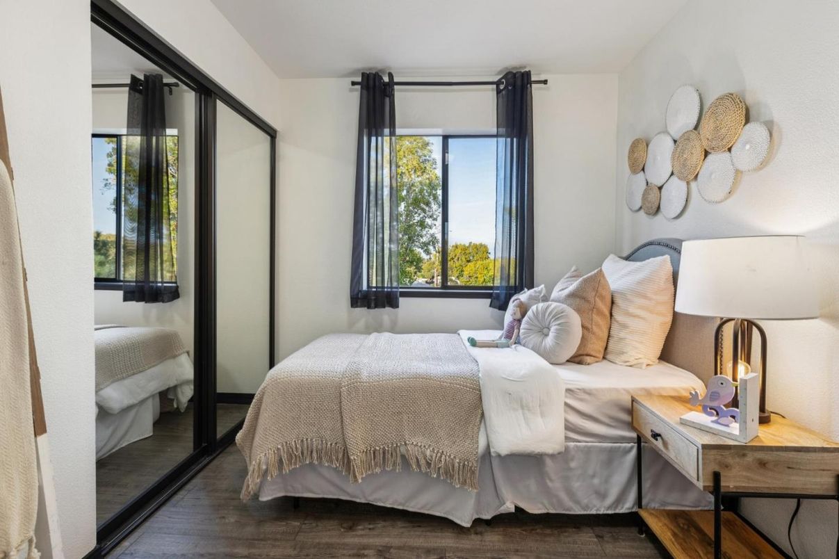 Bedroom, Interior, Wood Texture Flooring
