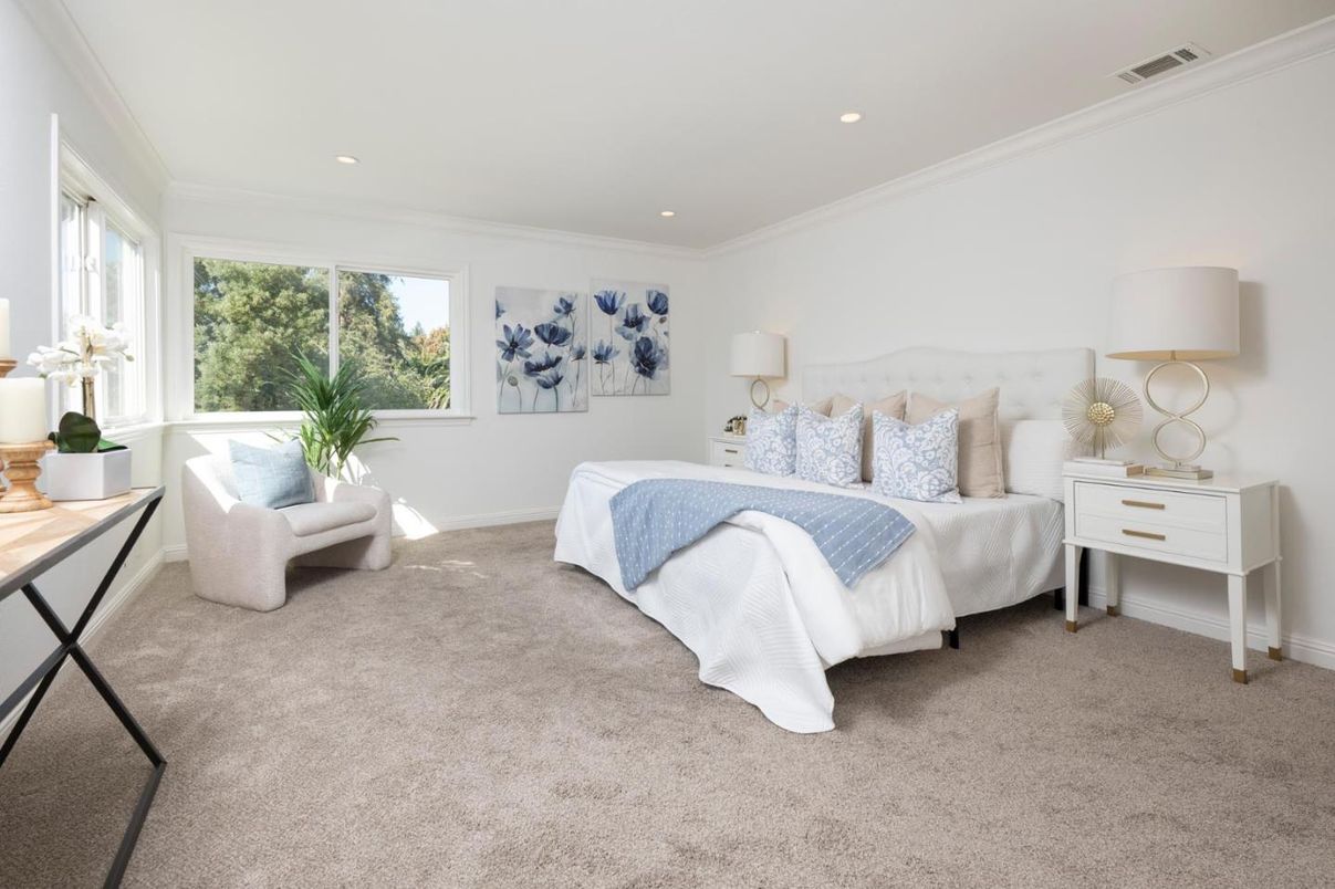 Bedroom, Interior, Recessed Lighting