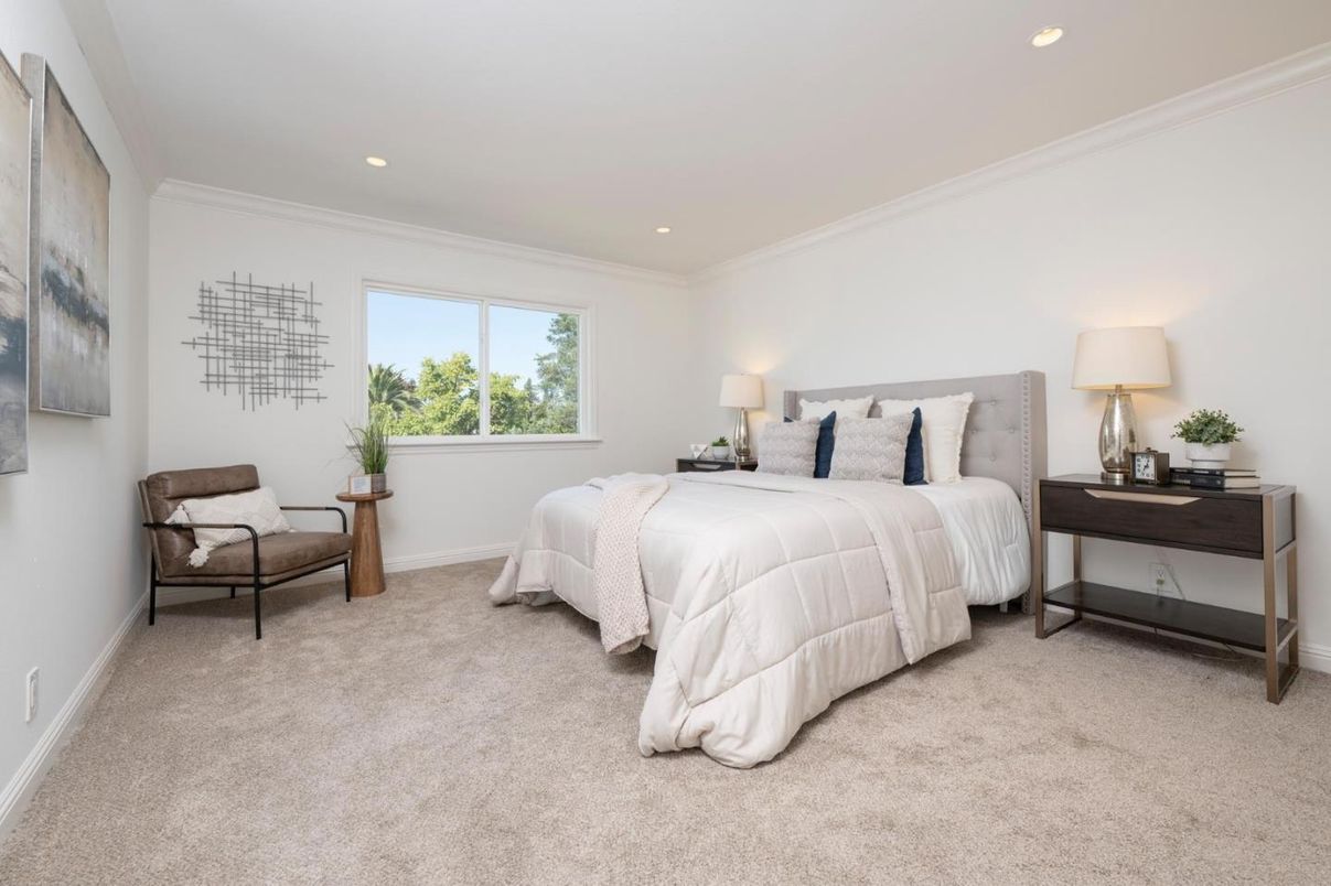 Bedroom, Interior, Recessed Lighting