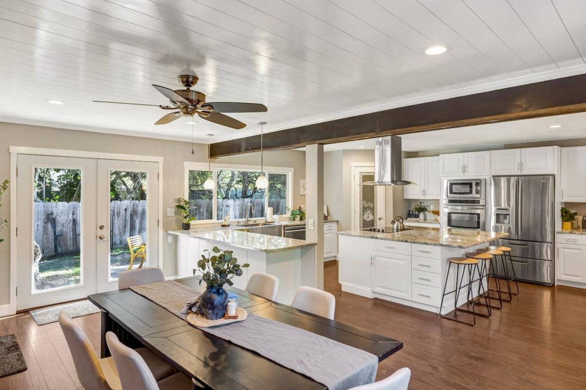 Dining room, Interior, Kitchen, Recessed Lighting, Stainless Steel Appliances, Wood Texture Flooring