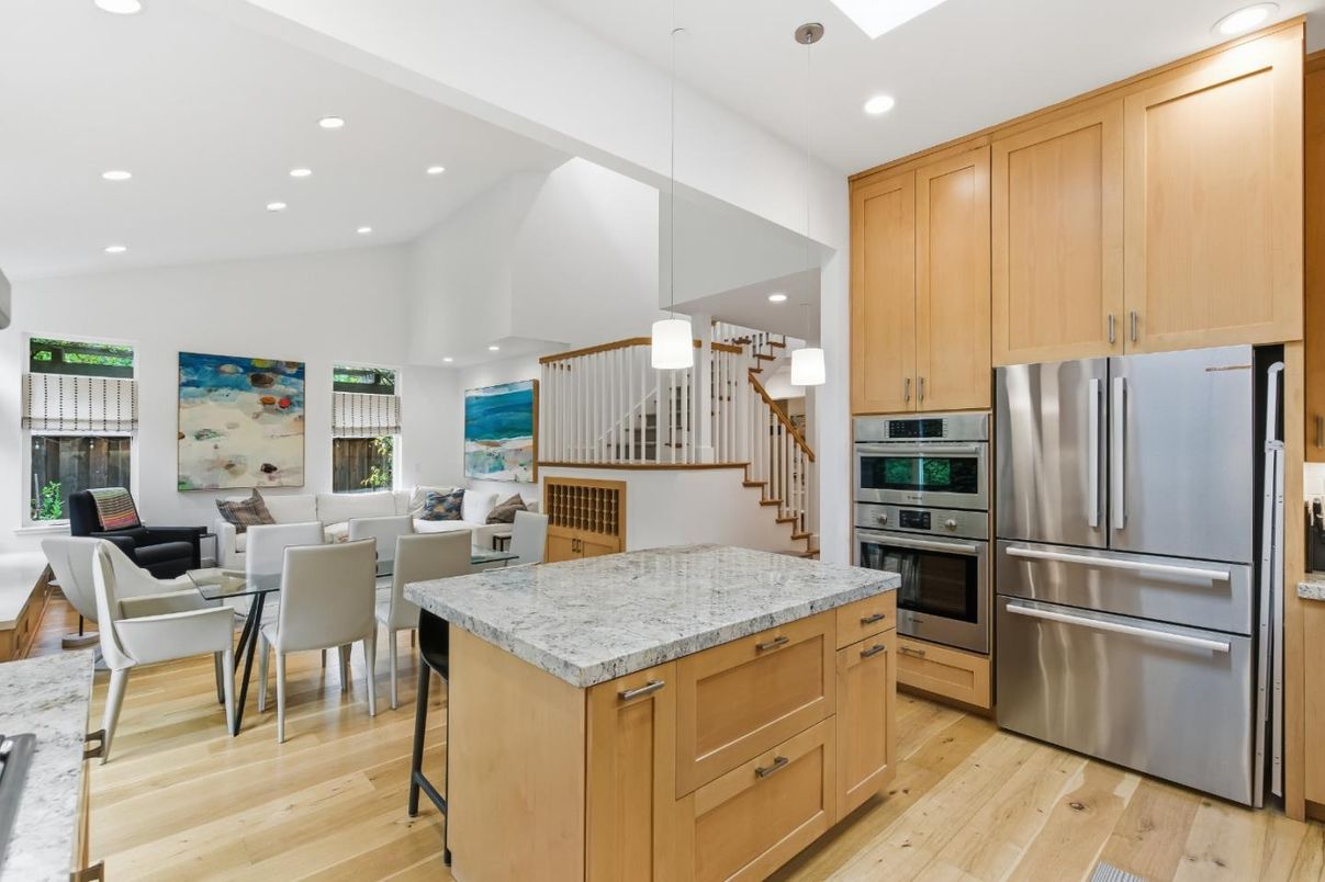 Dining room, Interior, Kitchen, Living room, Pendant Lights, Recessed Lighting, Stainless Steel Appliances, Wood Texture Flooring