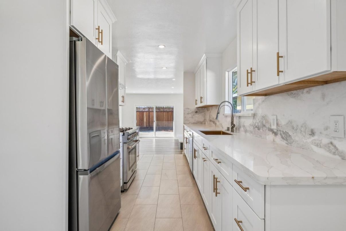 Interior, Kitchen, Recessed Lighting