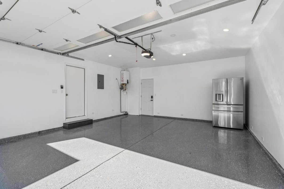 Garage, Interior, Recessed Lighting