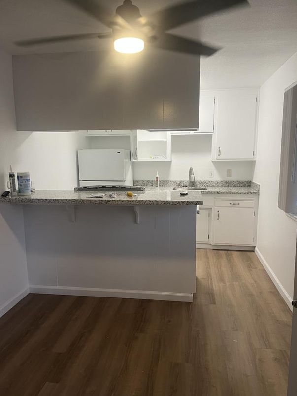 Interior, Kitchen, Wood Texture Flooring