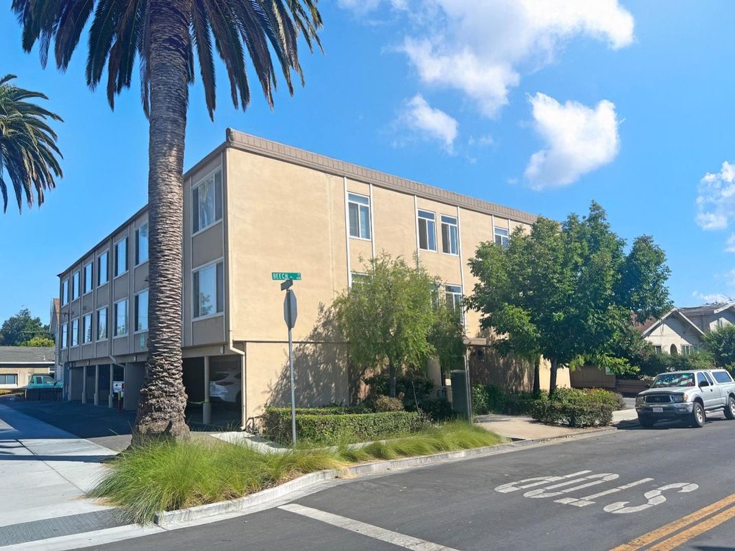 Exterior, Facade, Condo Building