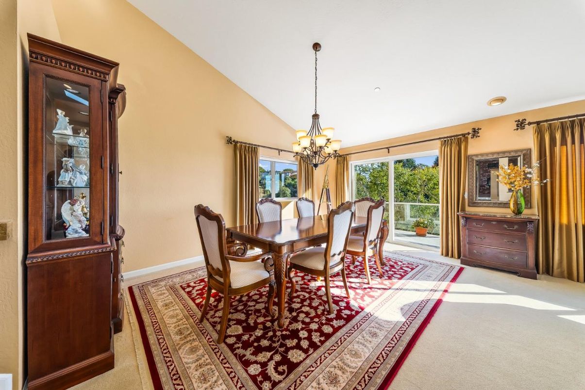 Chandelier, Dining room, Interior, Recessed Lighting