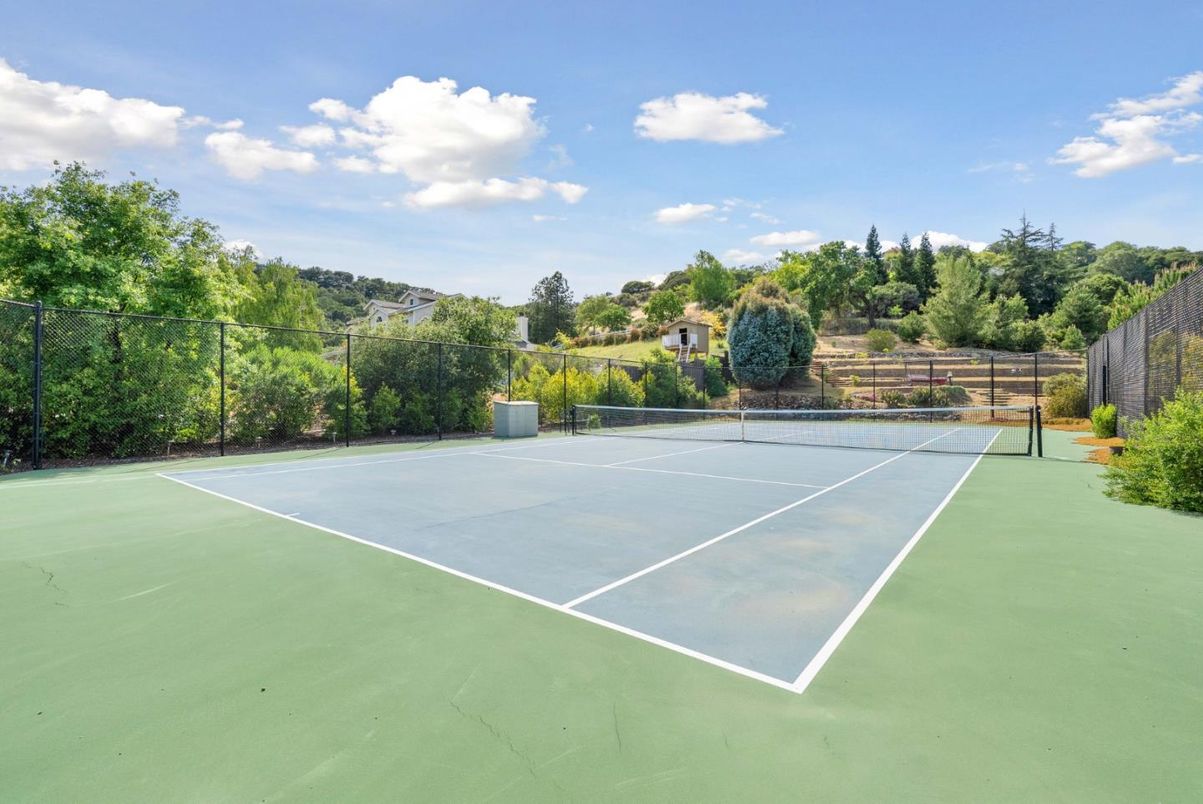 Exterior, Tennis Courts