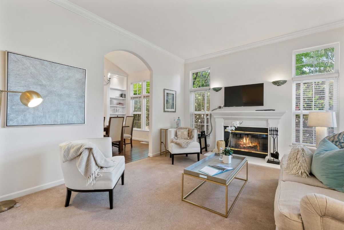 Fireplace, Interior, Living room