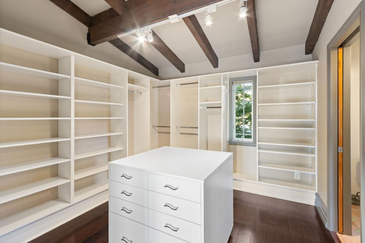 Interior, Walk-in Closets, Wooden Beams, Wood Texture Flooring