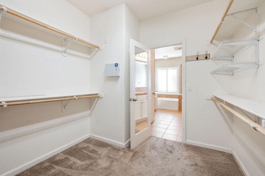 Interior, Walk-in Closets