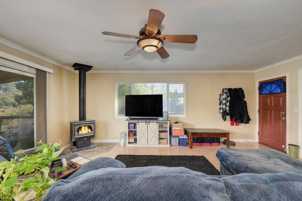 Fireplace, Interior, Living room