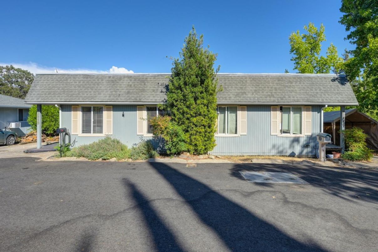 Exterior, Facade, Cape Cod