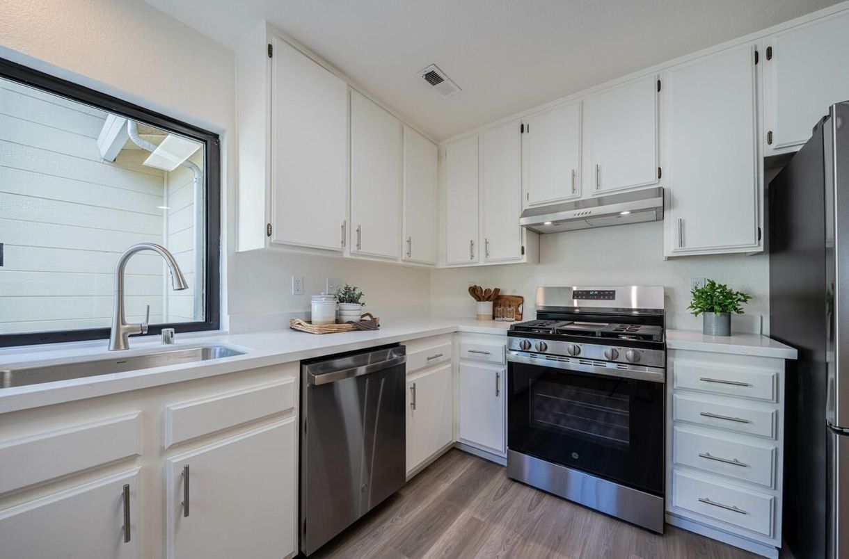 Interior, Kitchen, Stainless Steel Appliances, Wood Texture Flooring