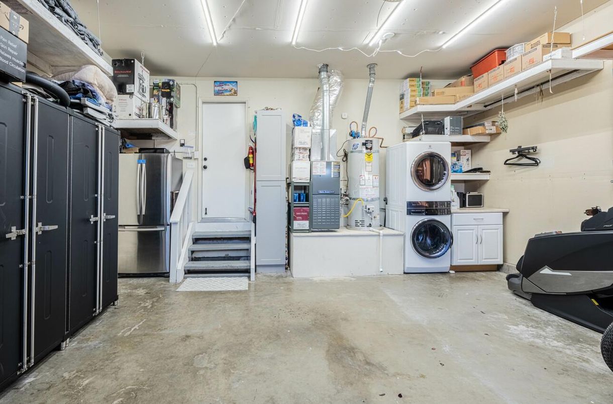 Interior, Utility Closets, Washer
