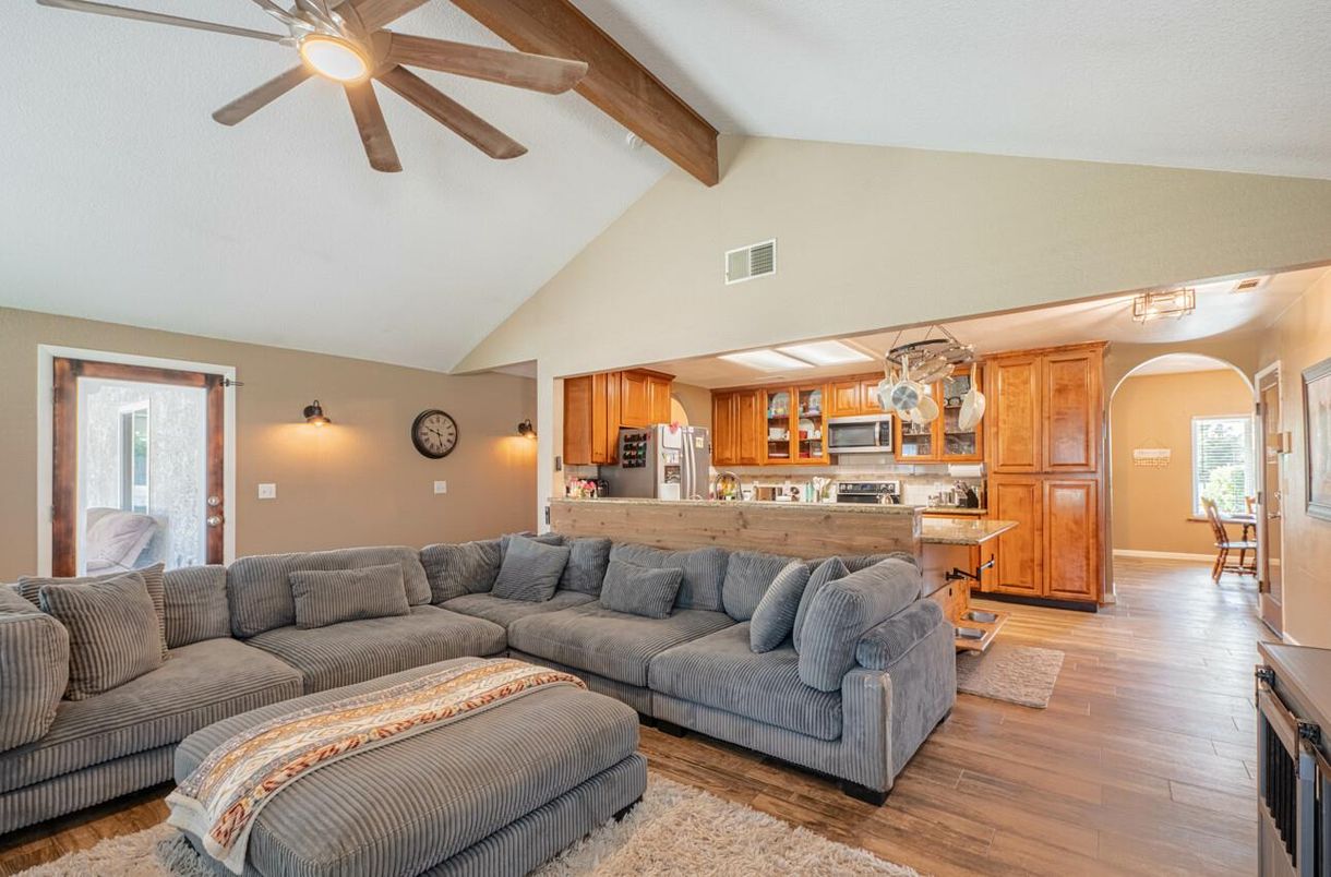 Interior, Kitchen, Living room, Wooden Beams, Wood Texture Flooring