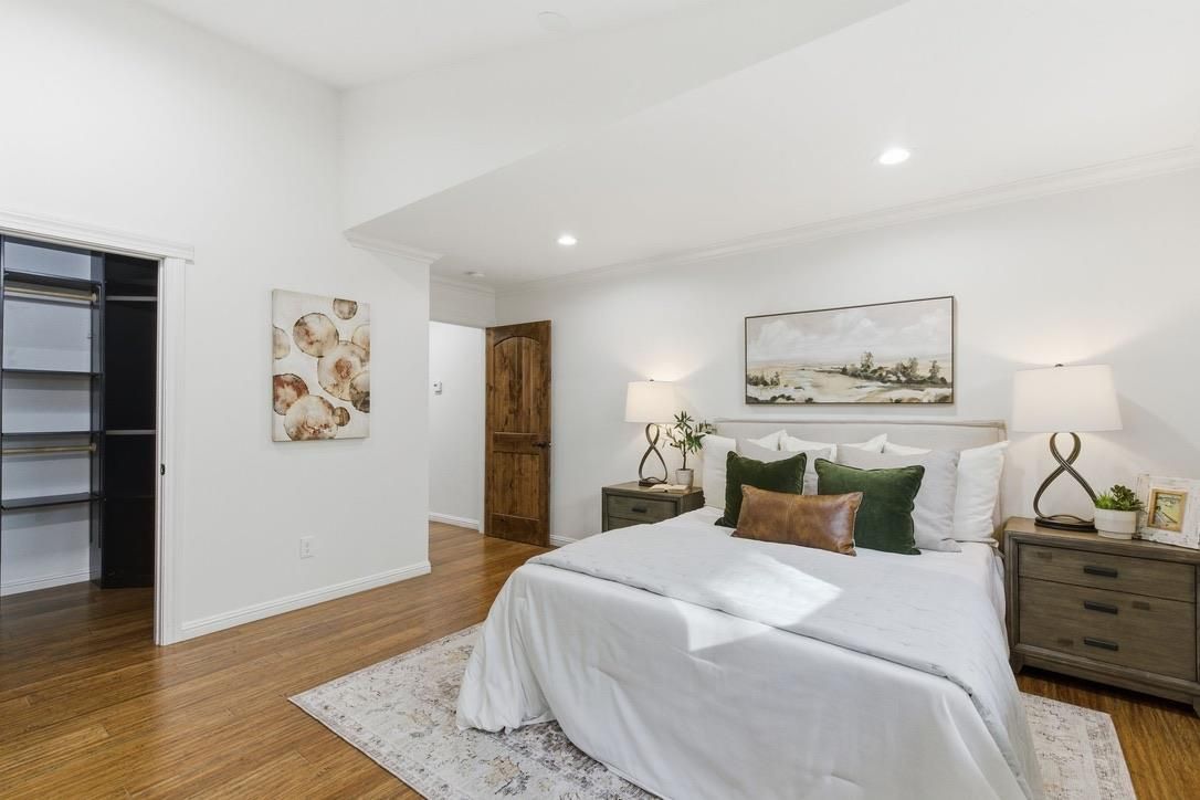 Bedroom, Interior, Recessed Lighting, Wood Texture Flooring