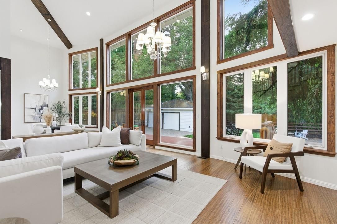 Chandelier, Interior, Living room, Recessed Lighting, Wooden Beams, Wood Texture Flooring