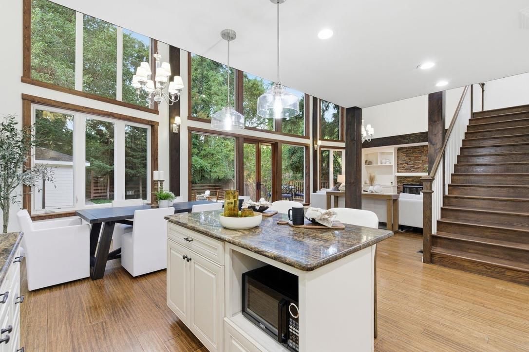 Dining room, Interior, Pendant Lights, Recessed Lighting, Wood Texture Flooring